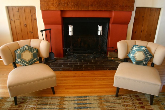fireplace-chairs   